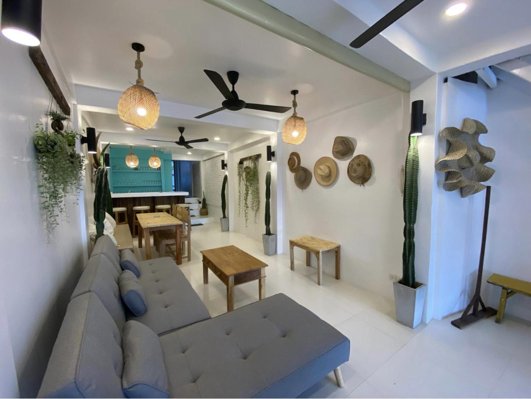 Malona Front - Ferienhaus *